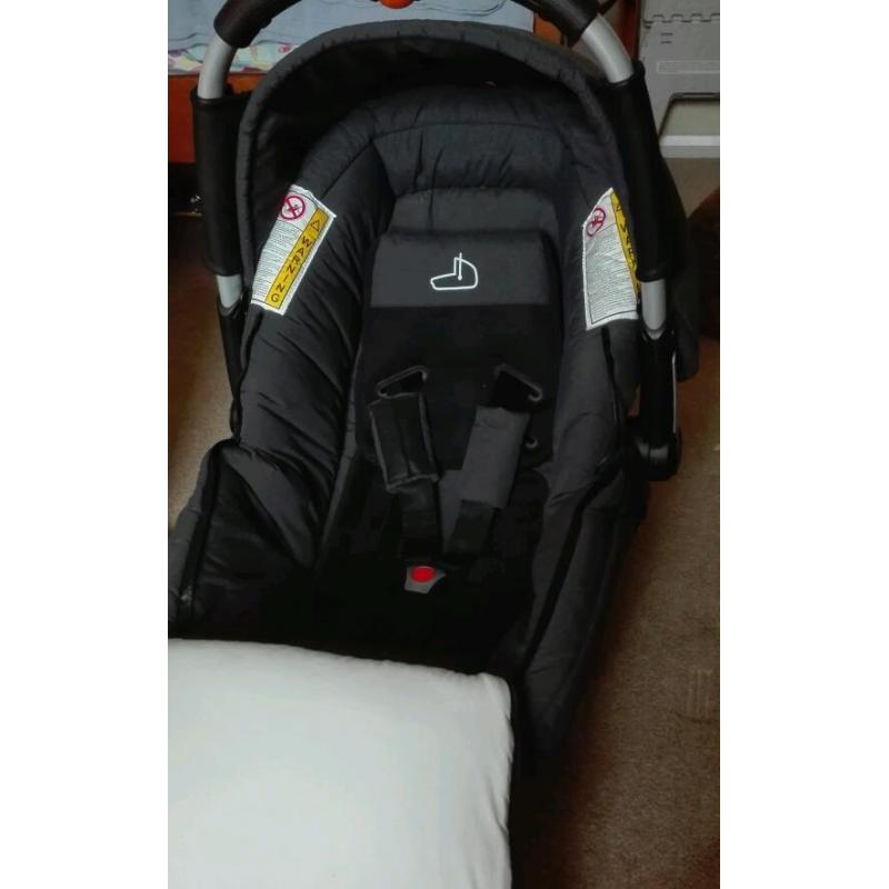 Jane Matrix Lay flat car seat