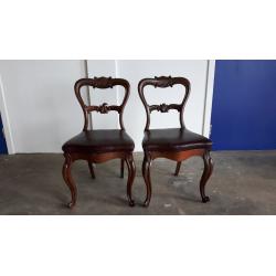 2 CHAIRS SET OF TWO BALLOON BACK PARLOUR CARVED CHAIRS / QUEEN ANNE STYLE LEGS WOODEN CHAIRS