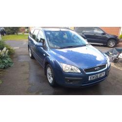 Ford Focus Ghia Estate,well maintained