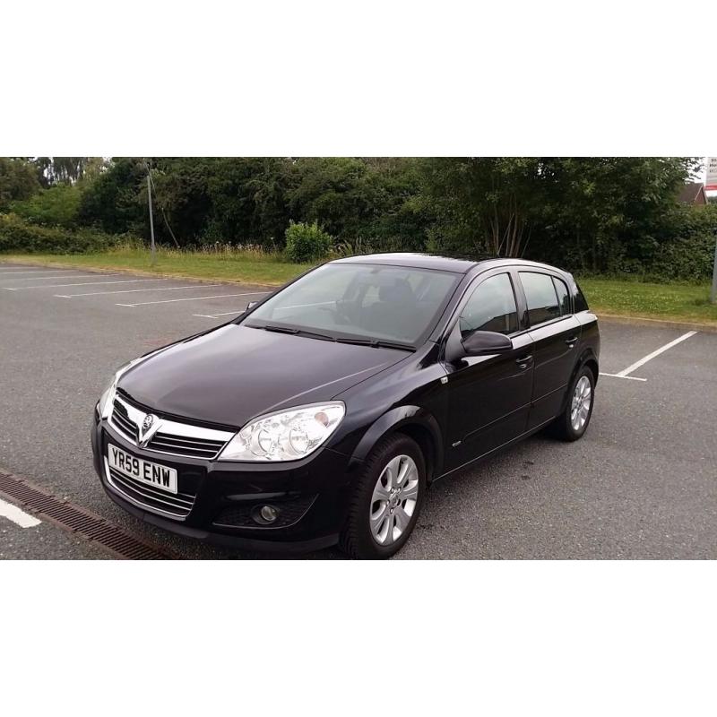 VAUXHALL ASTRA CLUB 16V TWINPORT 5 DOOR HATCHBACK 1364cc (2009) PETROL