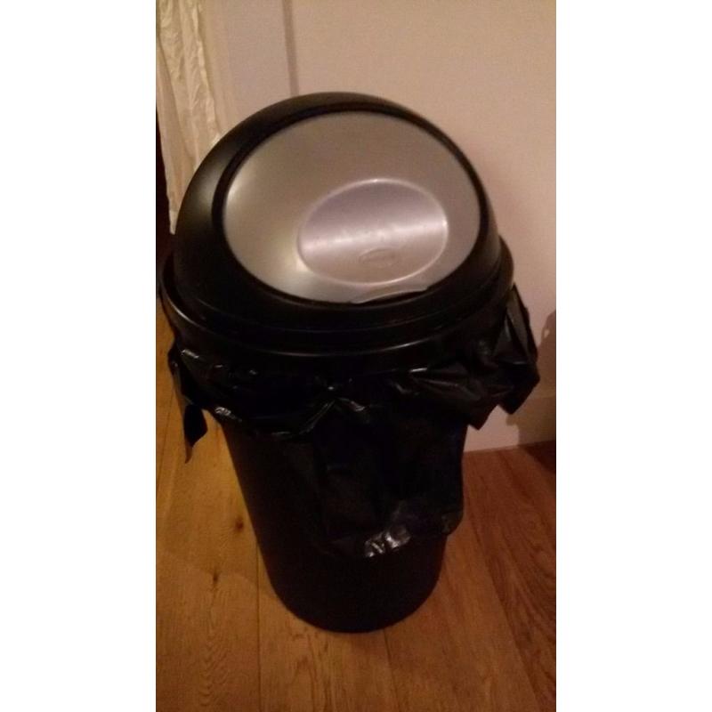 Large rubbish bin bullet / lift / rotating top by Tontarelli