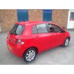 TOYOTA YARIS 2011 . 1 LITER . 65 K MILES . SAT NAV . PARKING SENSORS . LADY OWNED . SUPERB DRIVE .