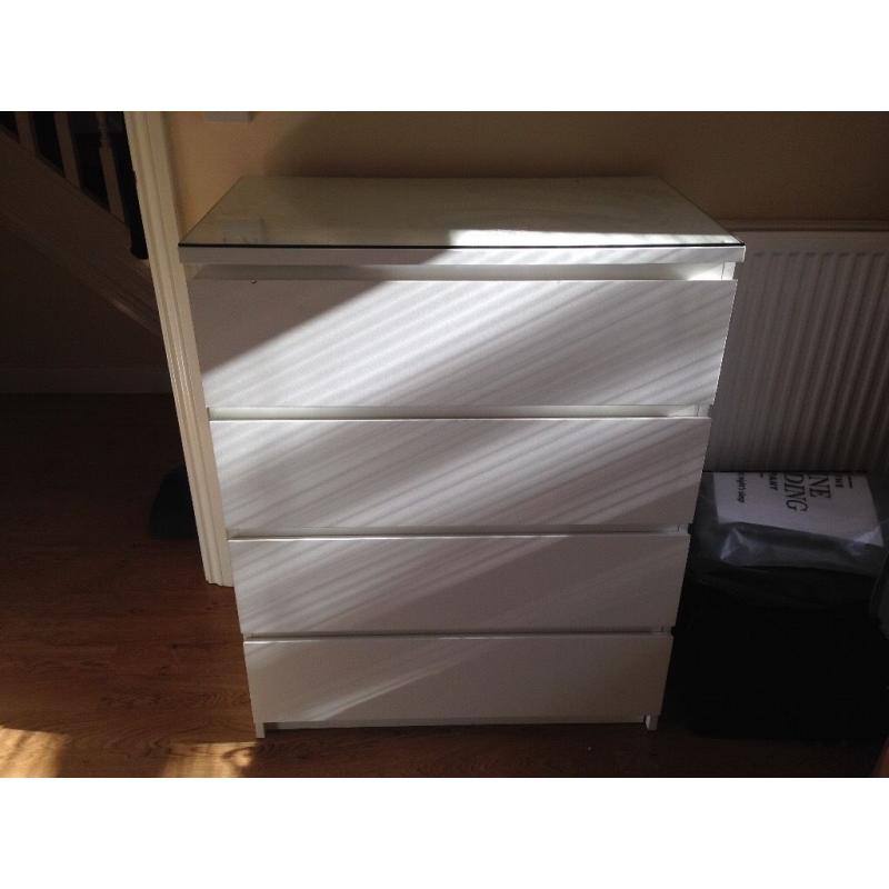 White Malm Chest of drawers