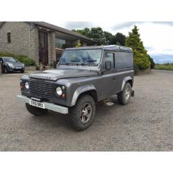 2010 Land Rover Defender low milage