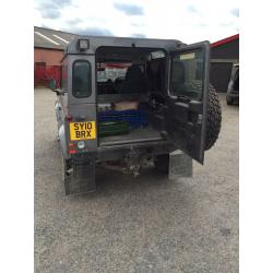 2010 Land Rover Defender low milage