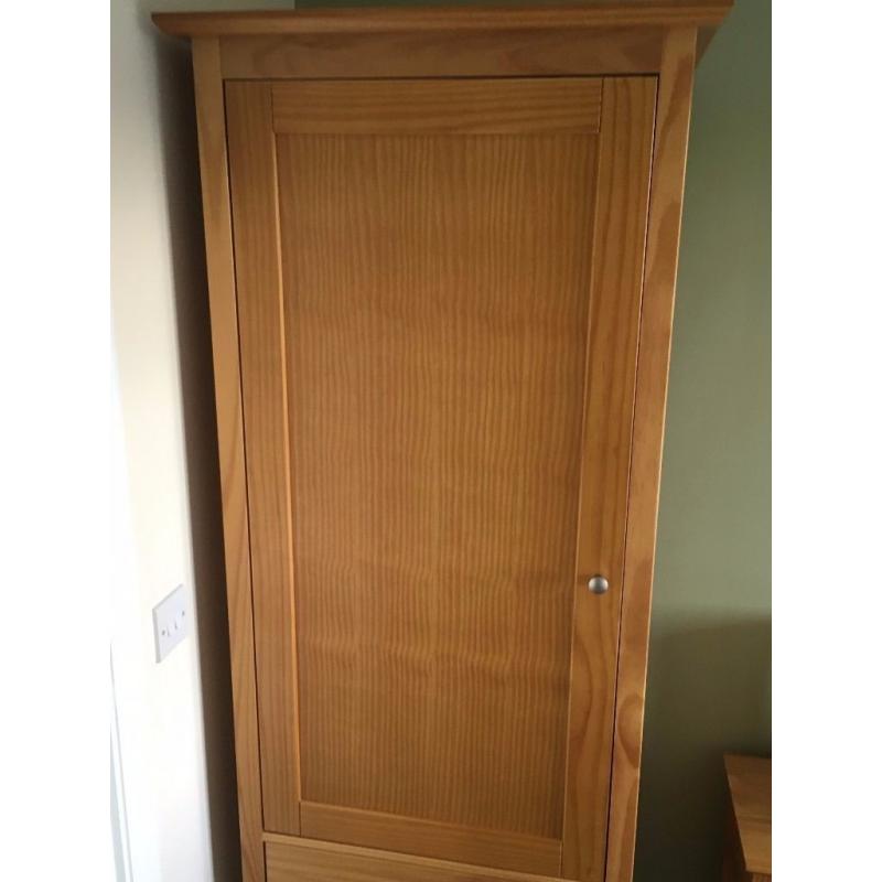 M&S Hastings Single Wardrobe