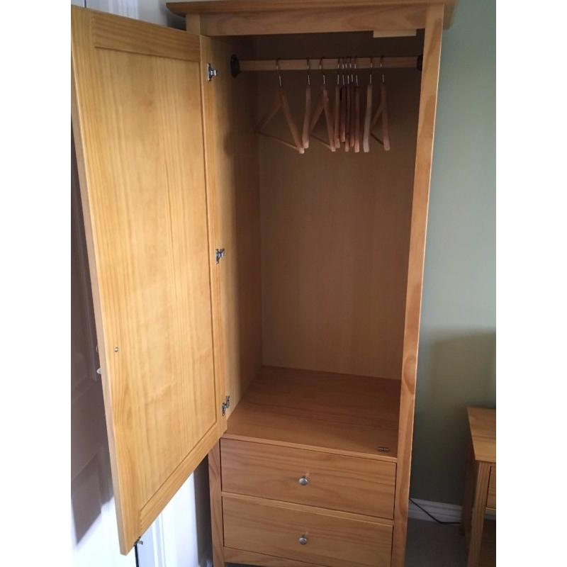 M&S Hastings Single Wardrobe