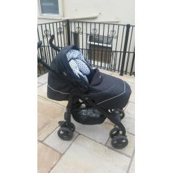 Silvercross 3d travel system, pram push chair and car seat