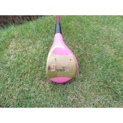 Tanaka ladies 5 wood in very good condition