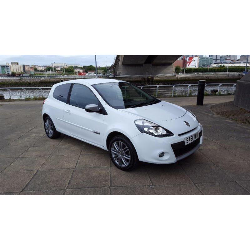 2011 Renault Clio 1.2 16v Dynamique 3dr (Tom Tom)