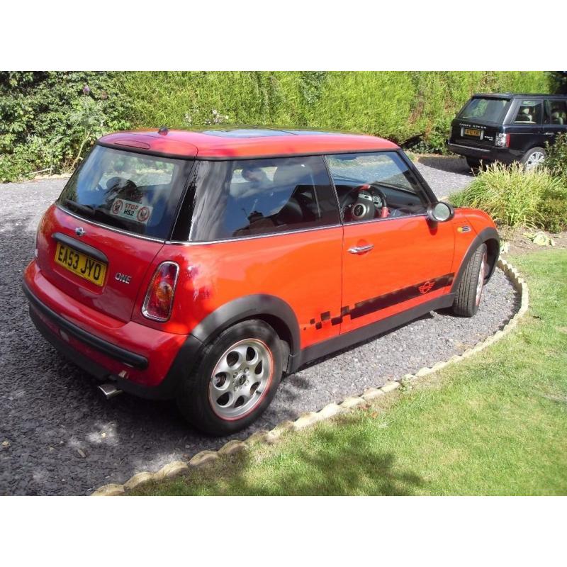 Mini 1 Red in very good condition