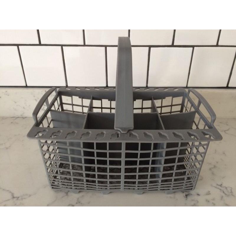 Universal dishwasher cutlery basket