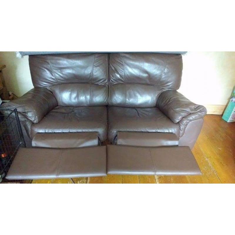 2/3 seater recliner couches