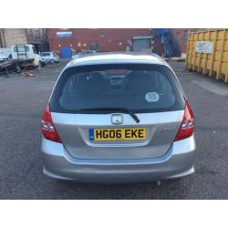 Honda jazz 2006 petrol full -service 1.4 semi_auto