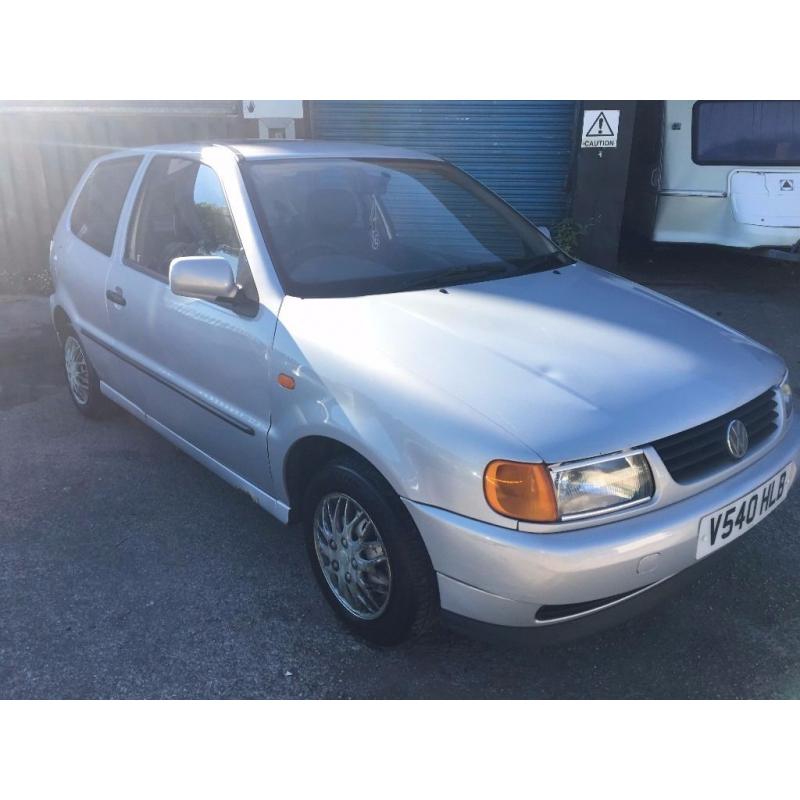 Volkswagen Polo 1.0 L, 1999/V Reg, NEW MOT 'til 28th August 2017, 3 Door Hatch, Silver