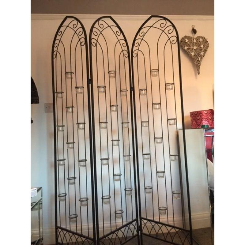 Tea Light Room Divider