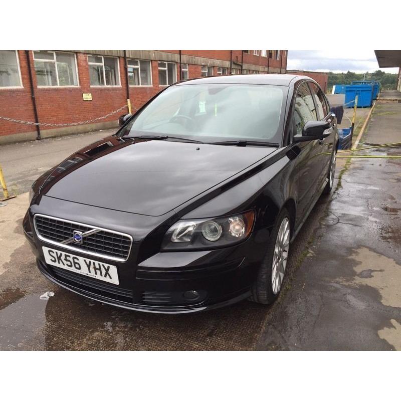 Bargain beautiful Volvo s40 sport, full years MOT