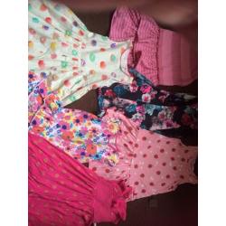 Girls huge bundle over 40 items see pics 3-4