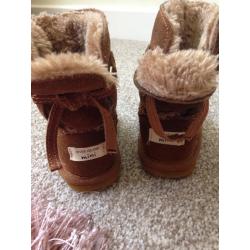 River island boots size 3