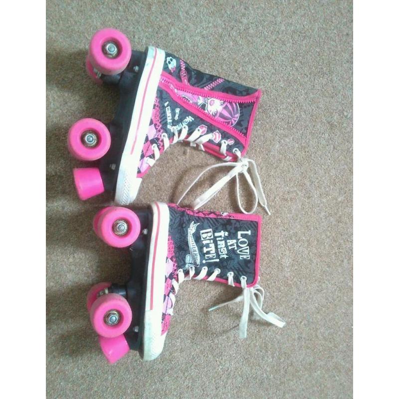 Monster high roller skates