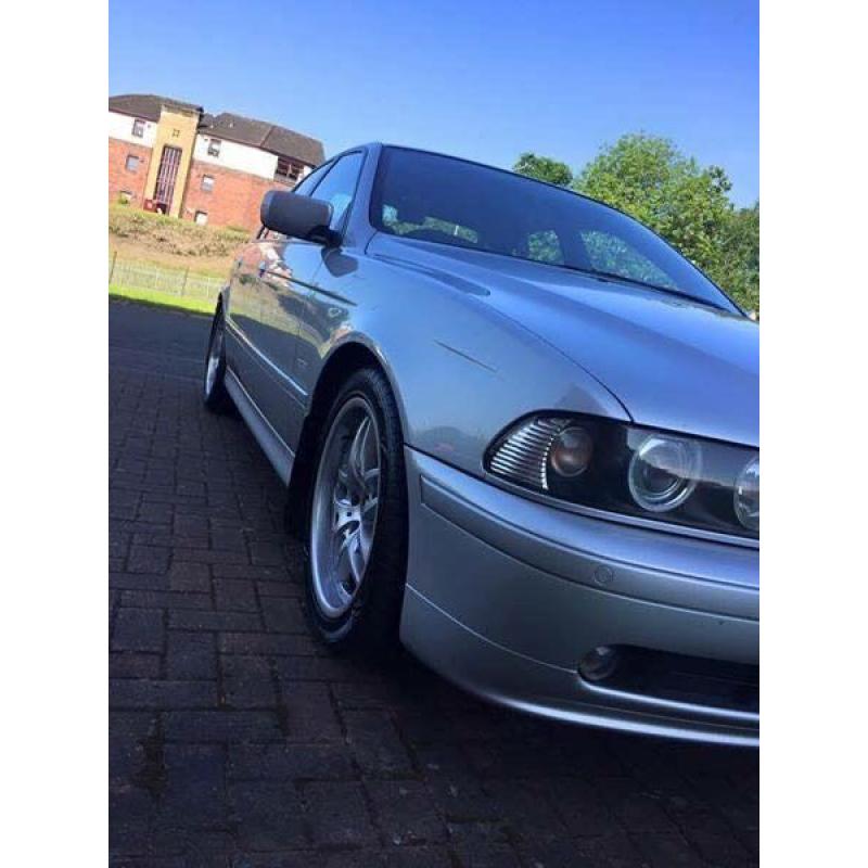 Immaculate Low miles BMW 520i with sport pack. P/x diesel estate