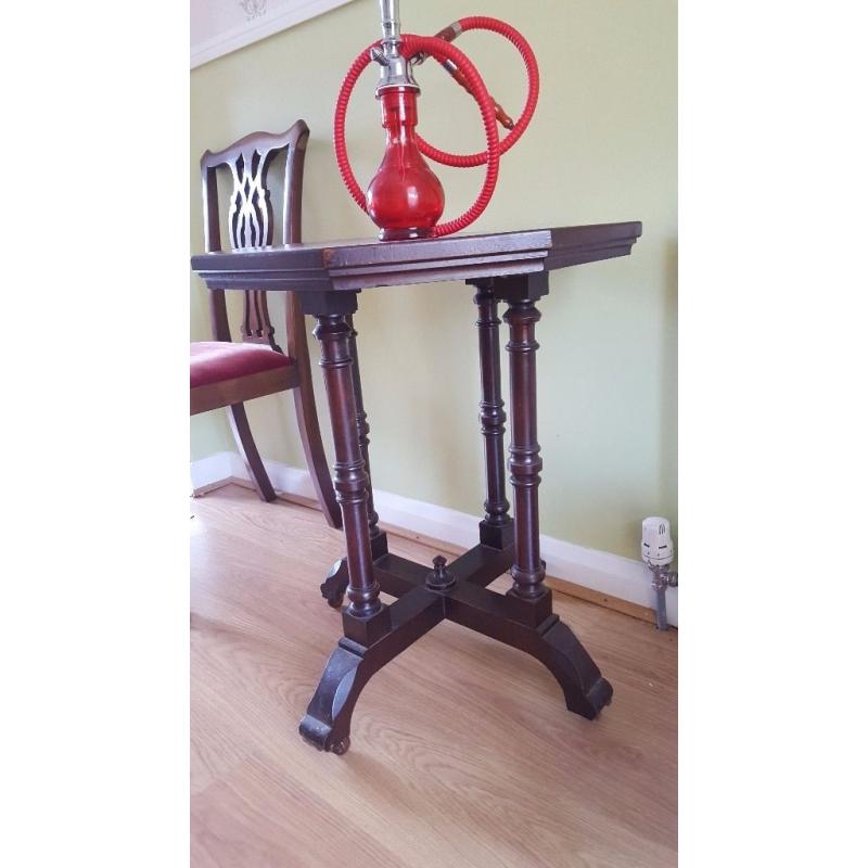 Antique/Vintage Mahogany Occasional Table