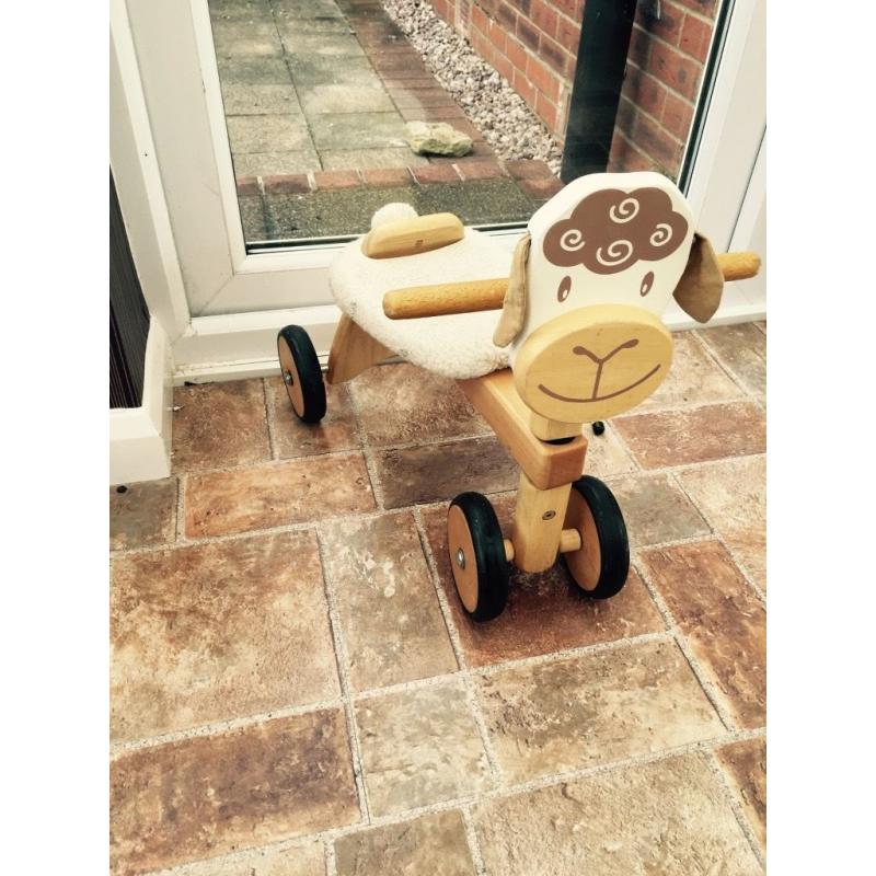 Baby wooden teddy bike