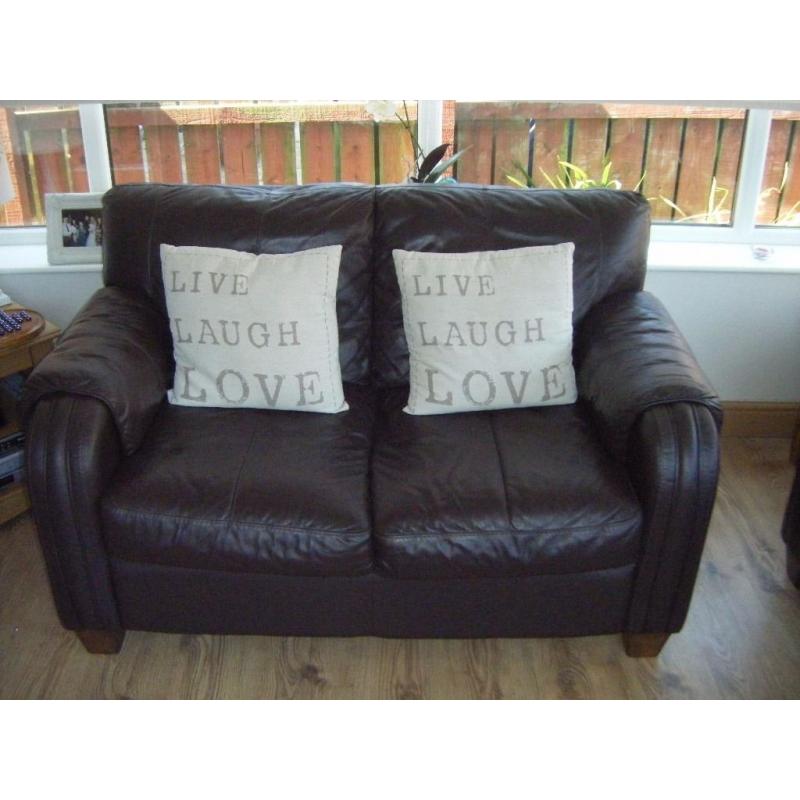 TWO SEATER LEATHER SOFA EXCELLENT CONDITION