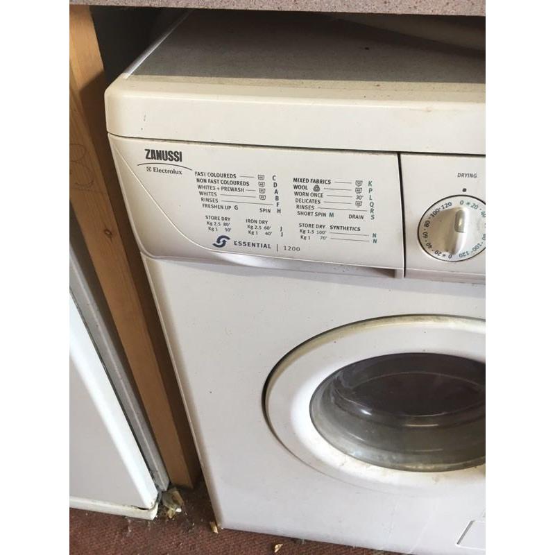 Washing machine / tumble all in one