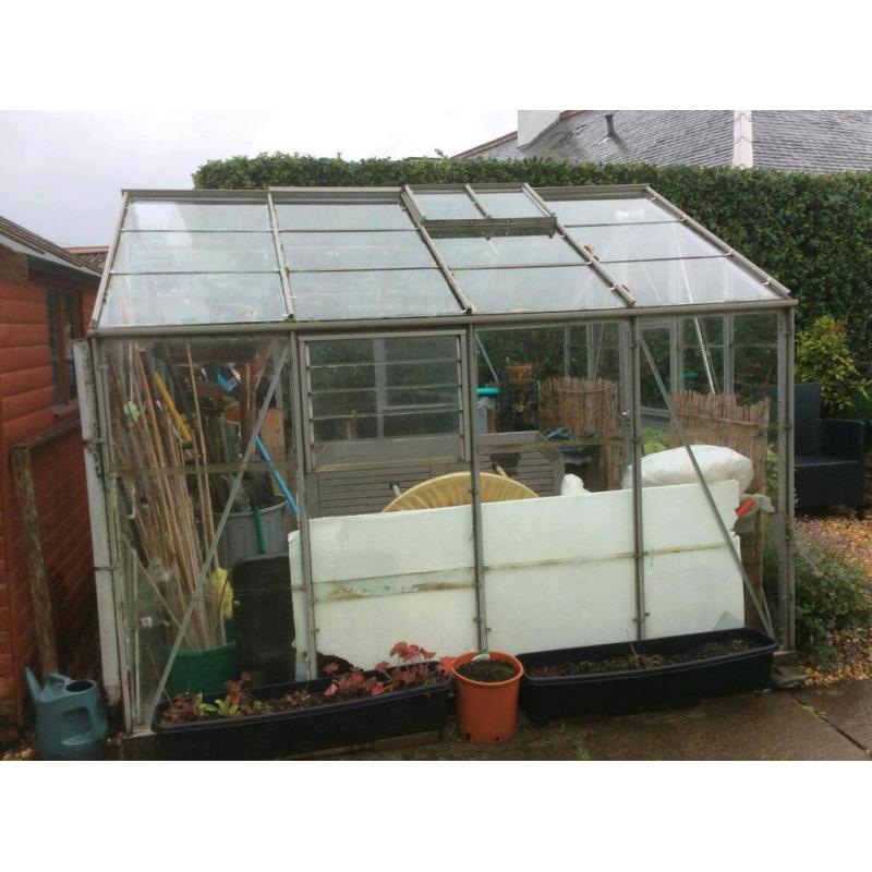 Greenhouse 8ft x 8ft4