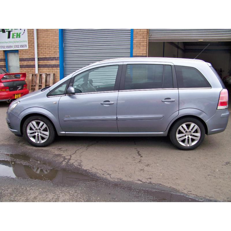 2007 (07) Vauxhall Zafira 1.8i Design 7 Seater MPV