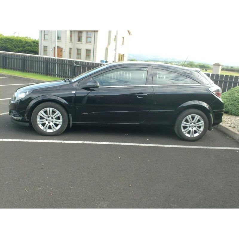 2008 Vauxhall Astra 1.7Cdti Design Half leather, low miles.