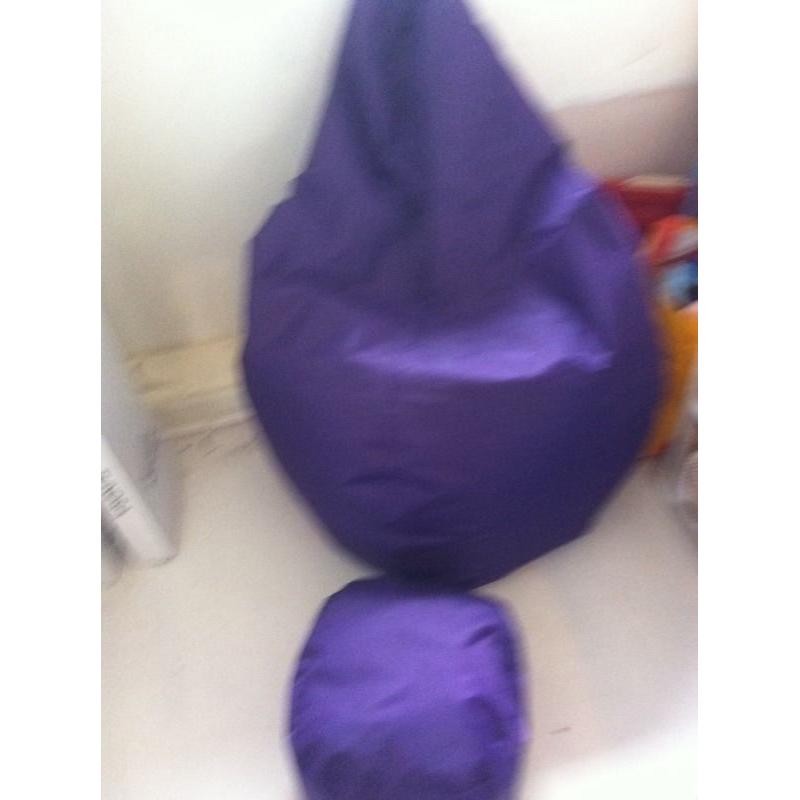 Purple beenbag and pouffe